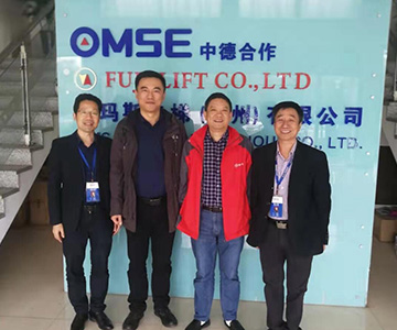 湖州特檢院領(lǐng)導(dǎo)應(yīng)邀來我公司參觀訪問